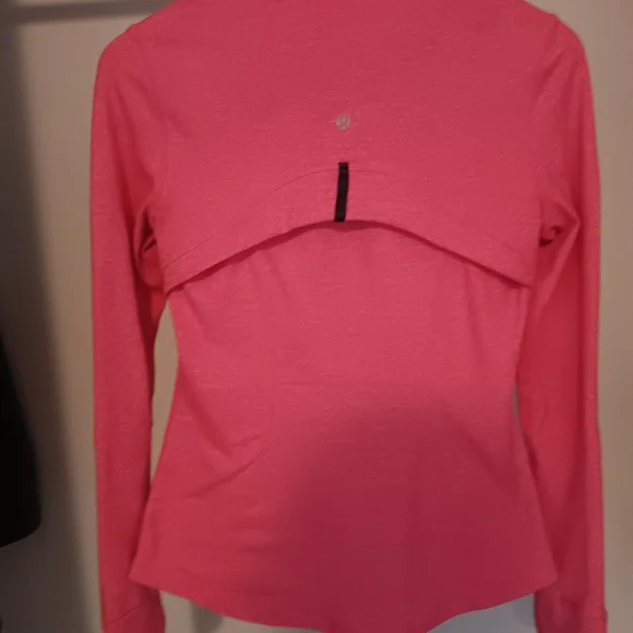 Lululemon Define Jacket - Picture 2 of 4
